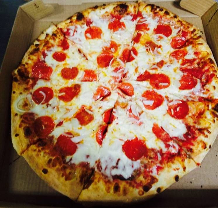 Dinos Pizzeria | restaurant | 62 Lambert St, Medford, MA 02155, USA | 7813911520 OR +1 781-391-1520