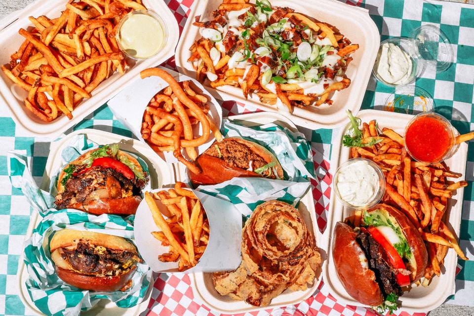 Apocalypse Burger | restaurant | 115 E 49th St, Indianapolis, IN 46205, USA | 3174265001 OR +1 317-426-5001