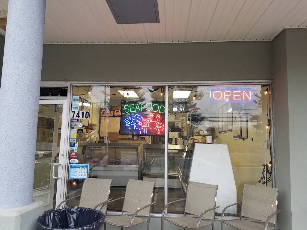 The Crab Galley | restaurant | 7410 Laurel Bowie Rd, Bowie, MD 20715, USA | 3012626494 OR +1 301-262-6494