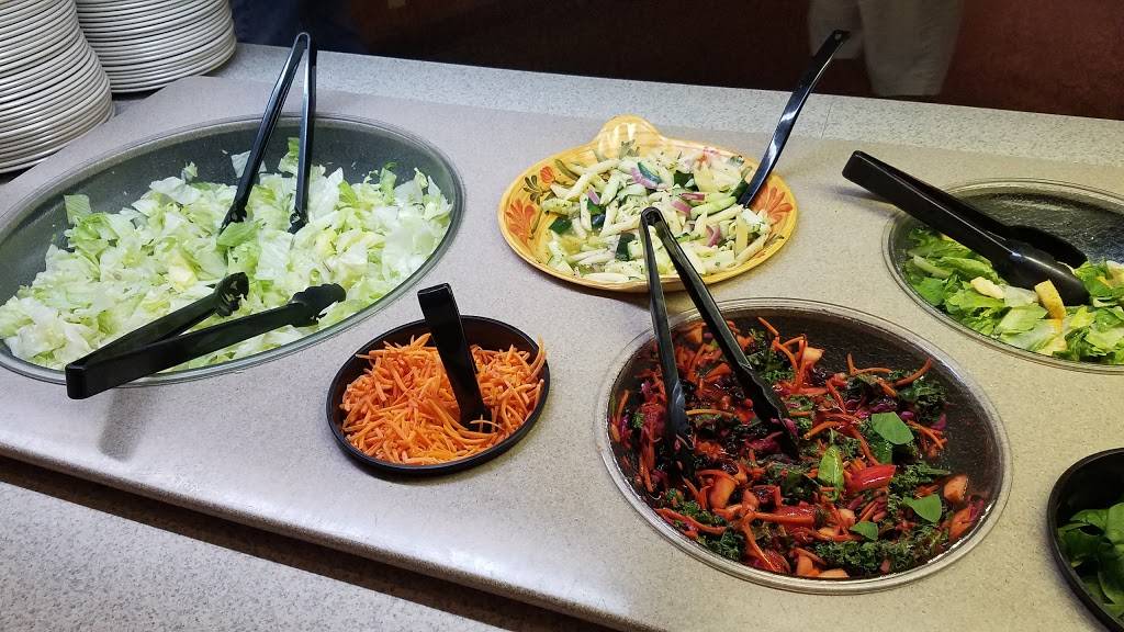 Hosss Steak & Sea House | restaurant | 3604 E Market St, York, PA 17402, USA | 7177574541 OR +1 717-757-4541