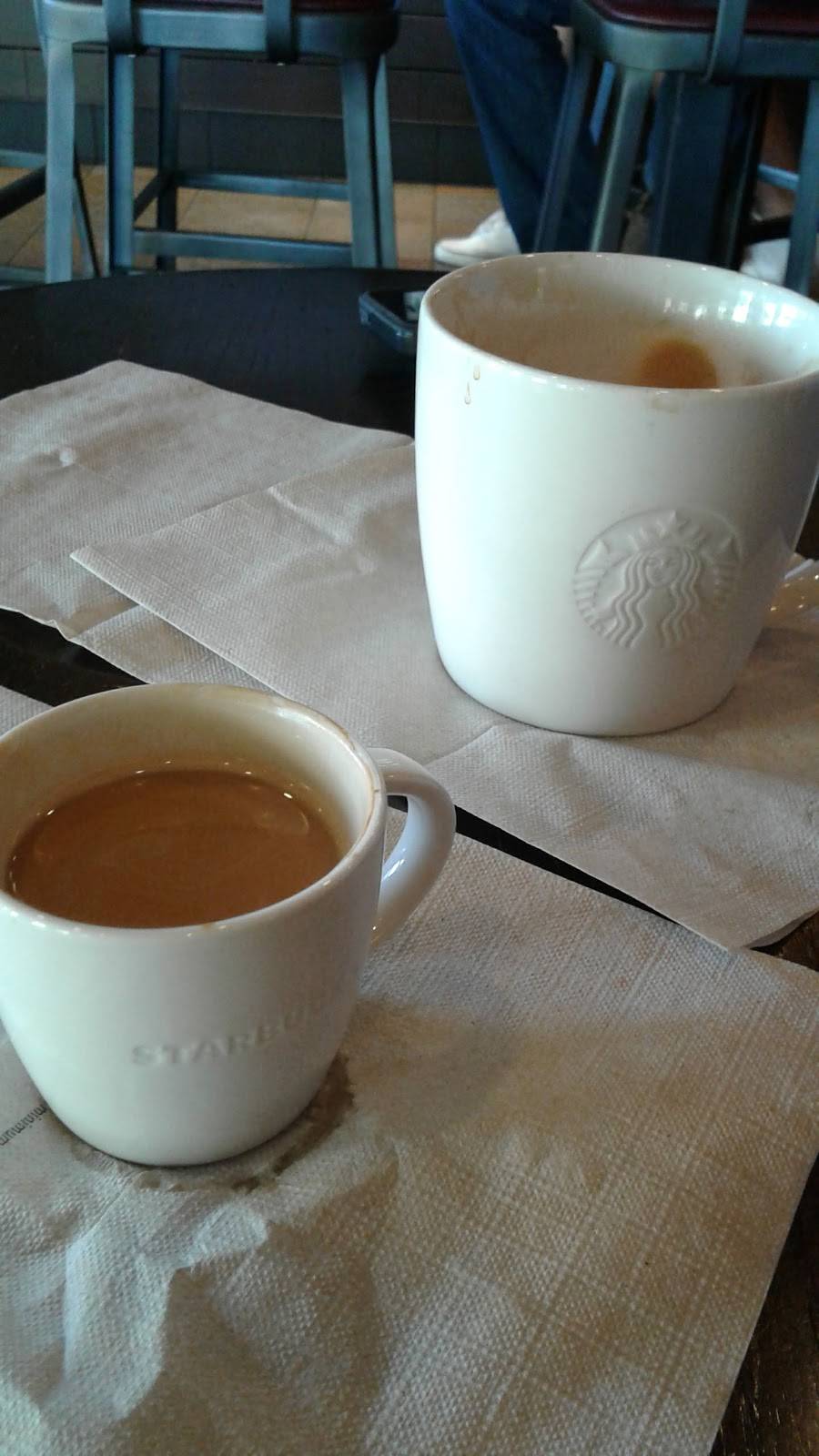 Starbucks | cafe | 3750 W Robinson St #100, Norman, OK 73072, USA | 4052922056 OR +1 405-292-2056