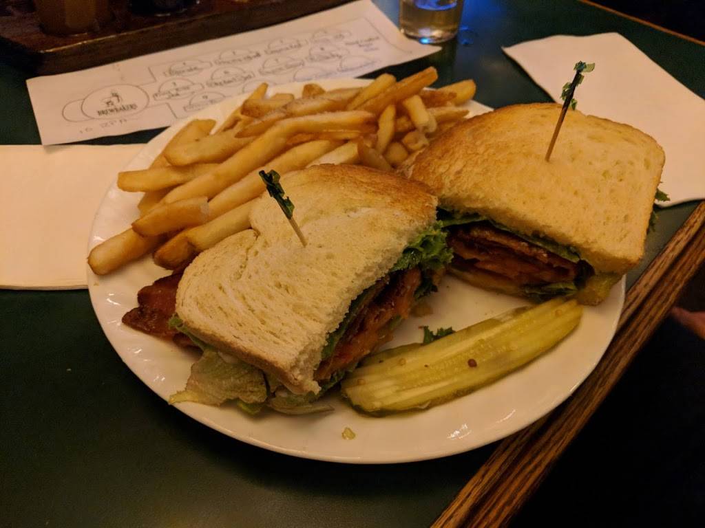 Brewbakers Brewing Co | restaurant | 219 E Main St, Visalia, CA 93291, USA | 5596272739 OR +1 559-627-2739