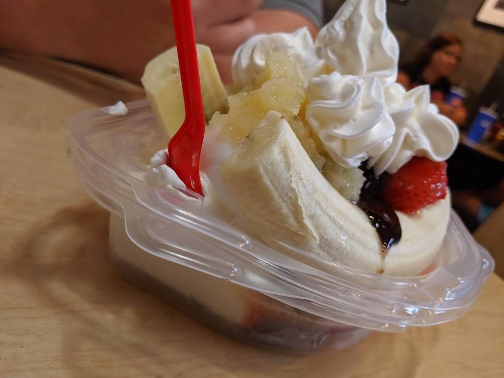 Dairy Queen Grill & Chill | restaurant | 50 Ben Fortson Pkwy, Jekyll Island, GA 31527, USA | 9126352573 OR +1 912-635-2573