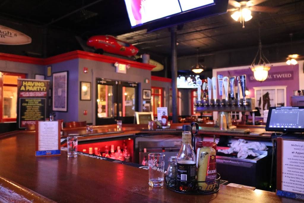 McDonaghs Pub | restaurant | 2 W Front St, Keyport, NJ 07735, USA | 7322640999 OR +1 732-264-0999