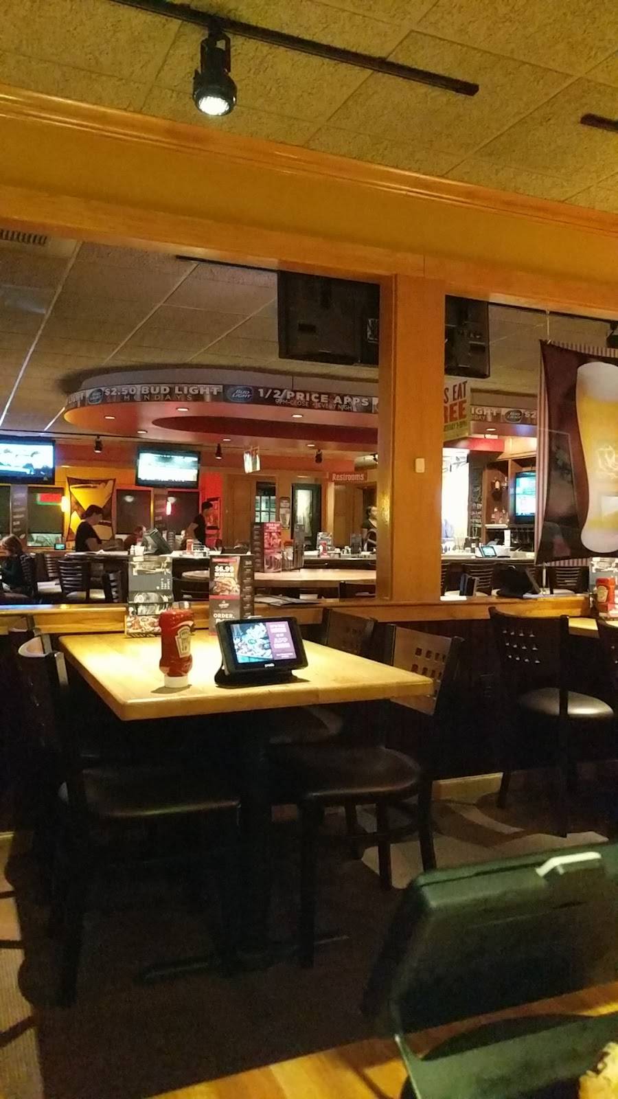 Applebees Grill + Bar | restaurant | 3600 S, IL-159, Glen Carbon, IL 62034, USA | 6182058550 OR +1 618-205-8550