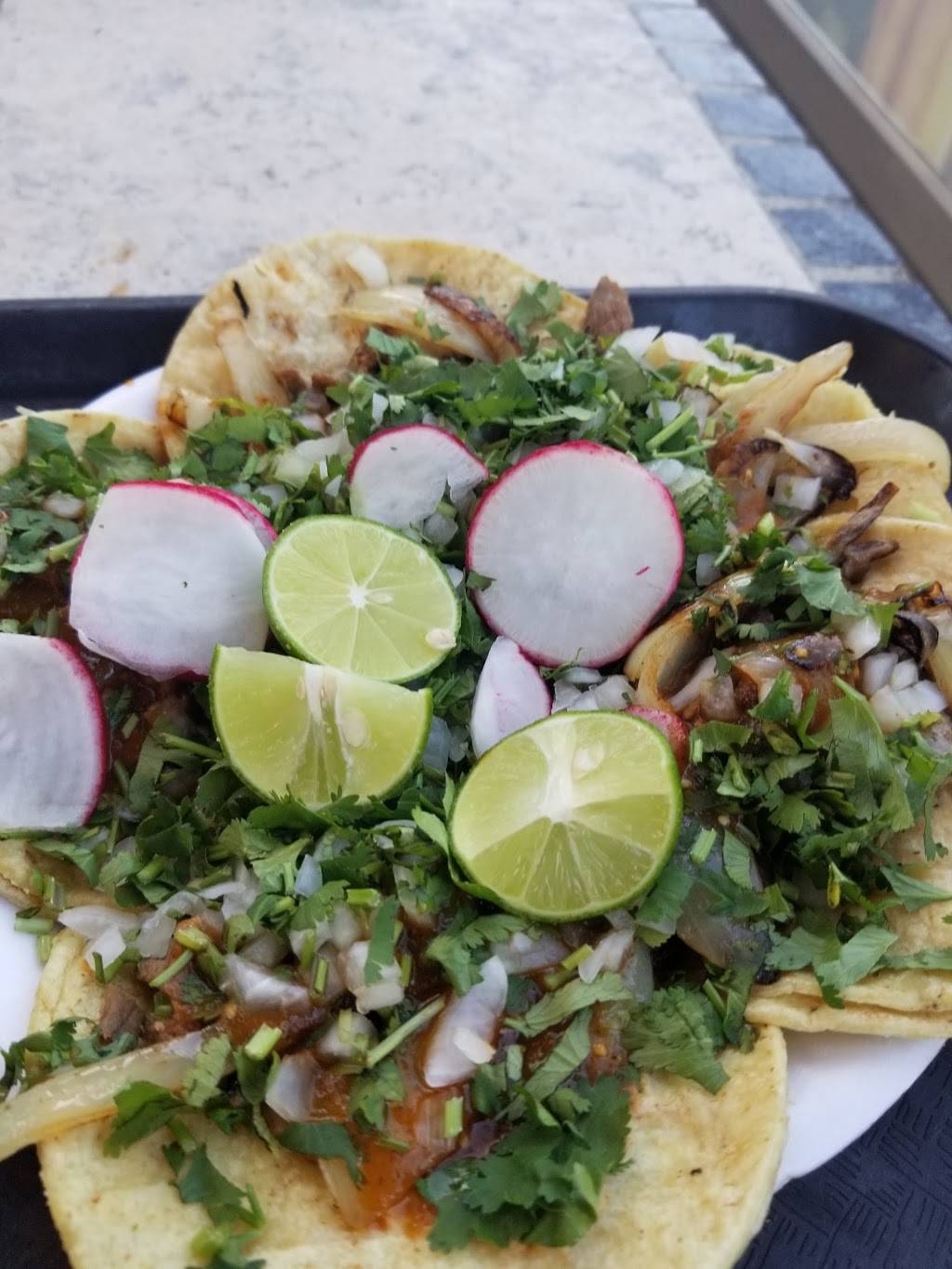 El Cabrito | restaurant | 1604 W 1st St, Santa Ana, CA 92703, USA | 7145438461 OR +1 714-543-8461