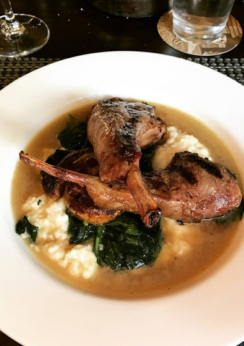 Cedrics Tavern | restaurant | 1 Lodge St, Asheville, NC 28803, USA | 8282251320 OR +1 828-225-1320