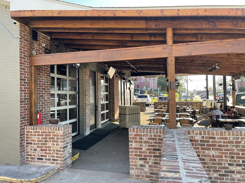 Bent Axle Neighborhood Grille | restaurant | 125 W Clinton St, Gray, GA 31032, USA | 4789865933 OR +1 478-986-5933