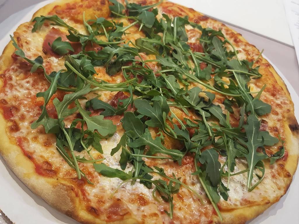 Altamura Pizza - Hinsdale | restaurant | 9 W 1st St, Hinsdale, IL 60521, USA | 6307555252 OR +1 630-755-5252