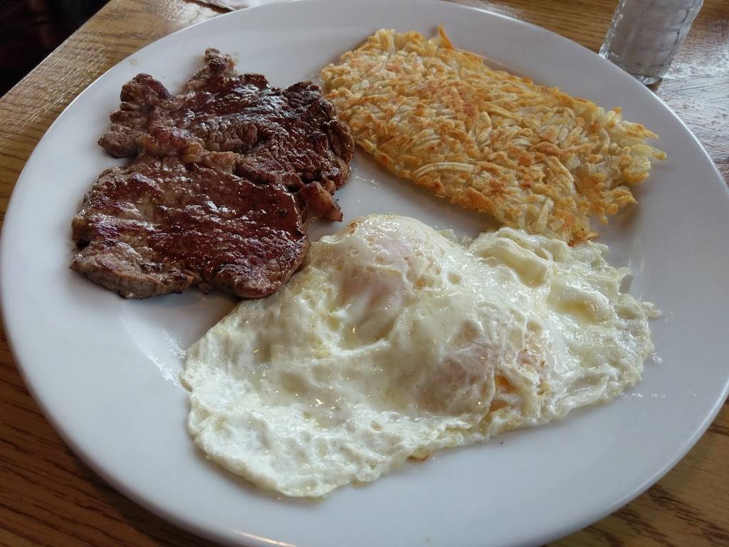 Aggies Hamburgers & Hot Dogs | restaurant | 19600 Hesperian Blvd, Hayward, CA 94541, USA | 5108879996 OR +1 510-887-9996