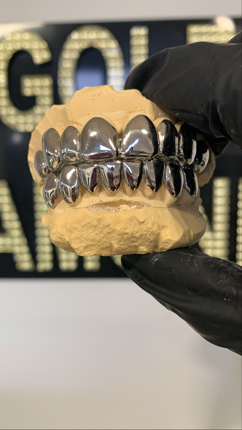 Gold & Diamonds | restaurant | 715 N Tucker Blvd, St. Louis, MO 63101, USA | 3148140222 OR +1 314-814-0222