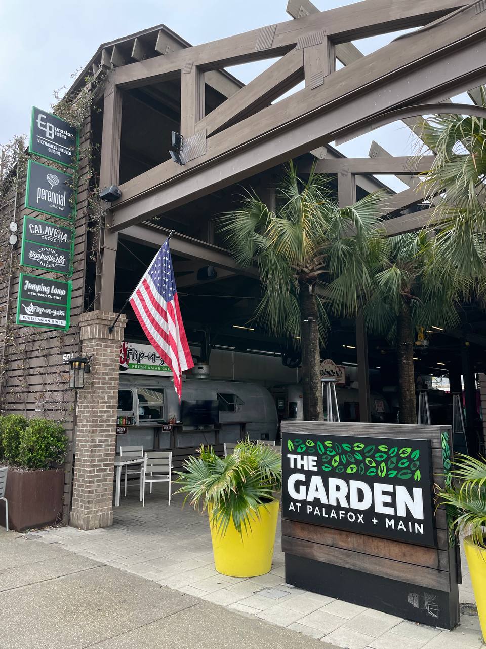 Eurasian Bistro - Downtown Pensacola | restaurant | 3 W Main St, Pensacola, FL 32502, USA | 8507863452 OR +1 850-786-3452