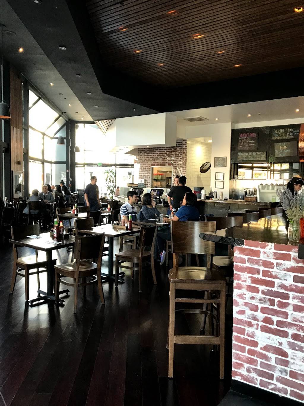 Blu Jam Cafe | restaurant | 12400 Wilshire Blvd #150, Los Angeles, CA 90025, USA | 4242562302 OR +1 424-256-2302