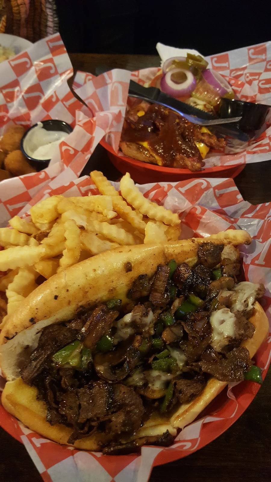 Jeffersons Fairview | restaurant | 2431 Fairview Blvd, Fairview, TN 37062, USA | 6152662276 OR +1 615-266-2276