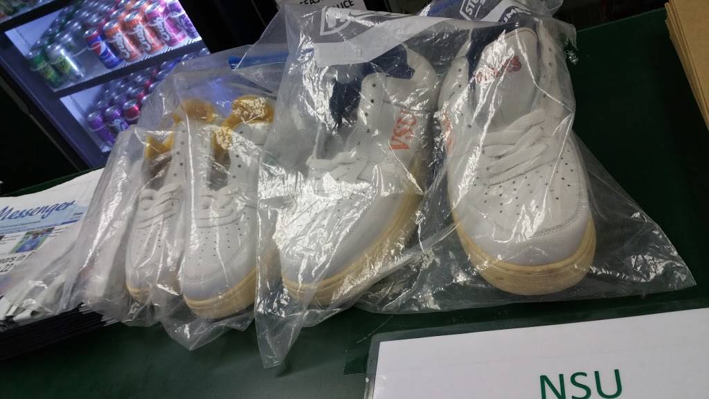 Eddies Chesapeake Bay Crabhouse & More | restaurant | 2592 Campostella Rd, Chesapeake, VA 23324, USA | 7575437009 OR +1 757-543-7009