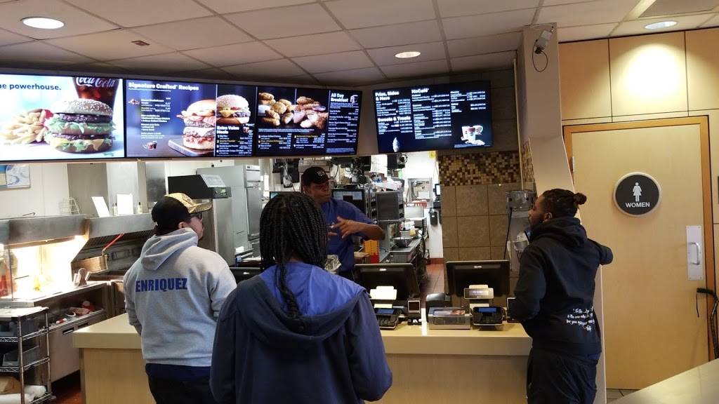 McDonalds | cafe | 1605 Cartwright Rd, Missouri City, TX 77489, USA | 2818355223 OR +1 281-835-5223