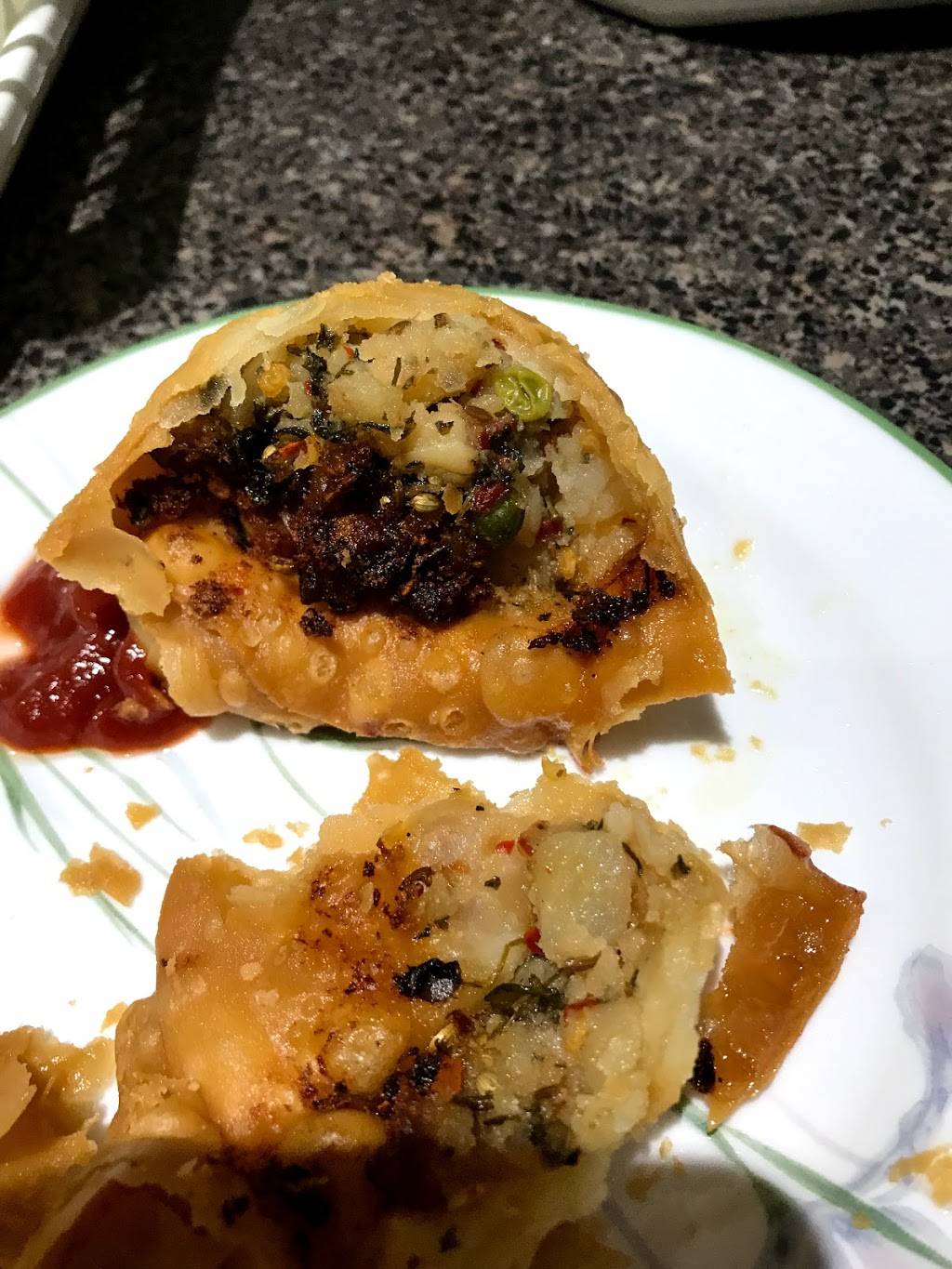 Sweet Palace | restaurant | 2945, 15 Sandalwood Pkwy E #15, Brampton, ON L6R 3J6, Canada | 9057931778 OR +1 905-793-1778