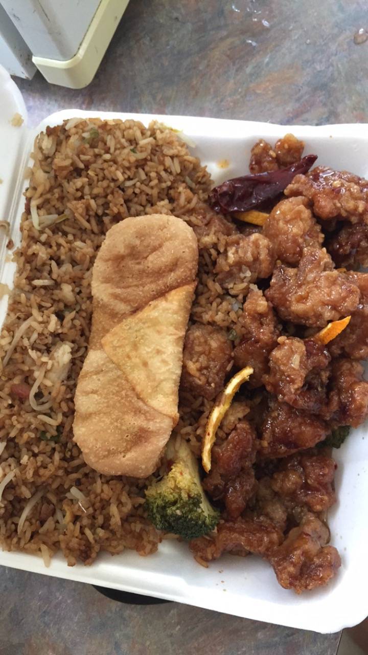 China Garden Restaurant | restaurant | 18 E 33rd Pl, Steger, IL 60475, USA | 7087553988 OR +1 708-755-3988