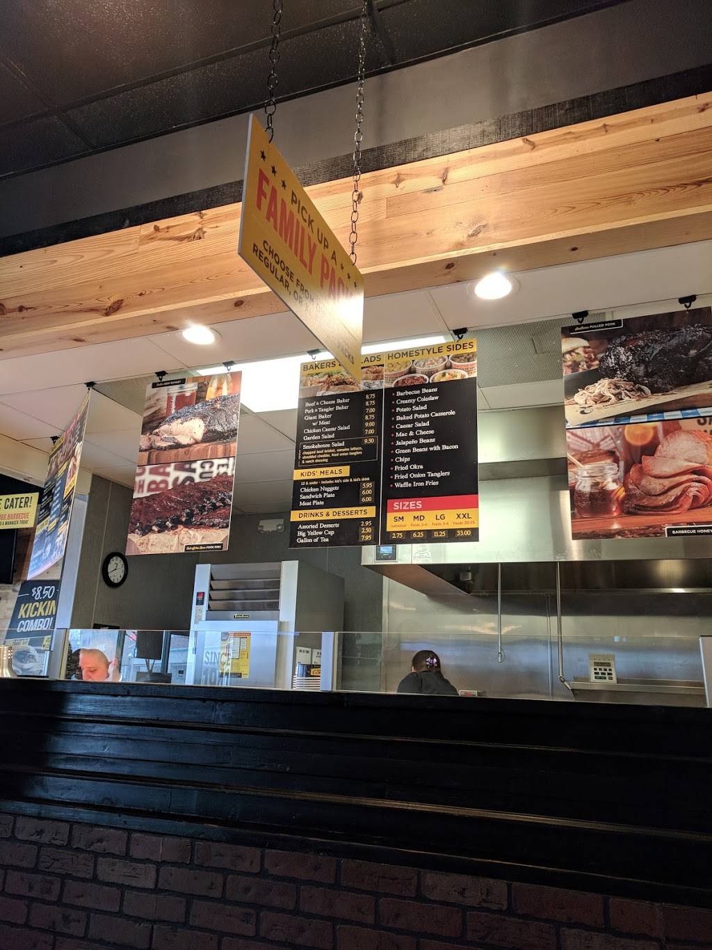 Dickeys Barbecue Pit | restaurant | 1197 Sanguinetti Rd, Sonora, CA 95370, USA | 2096773263 OR +1 209-677-3263