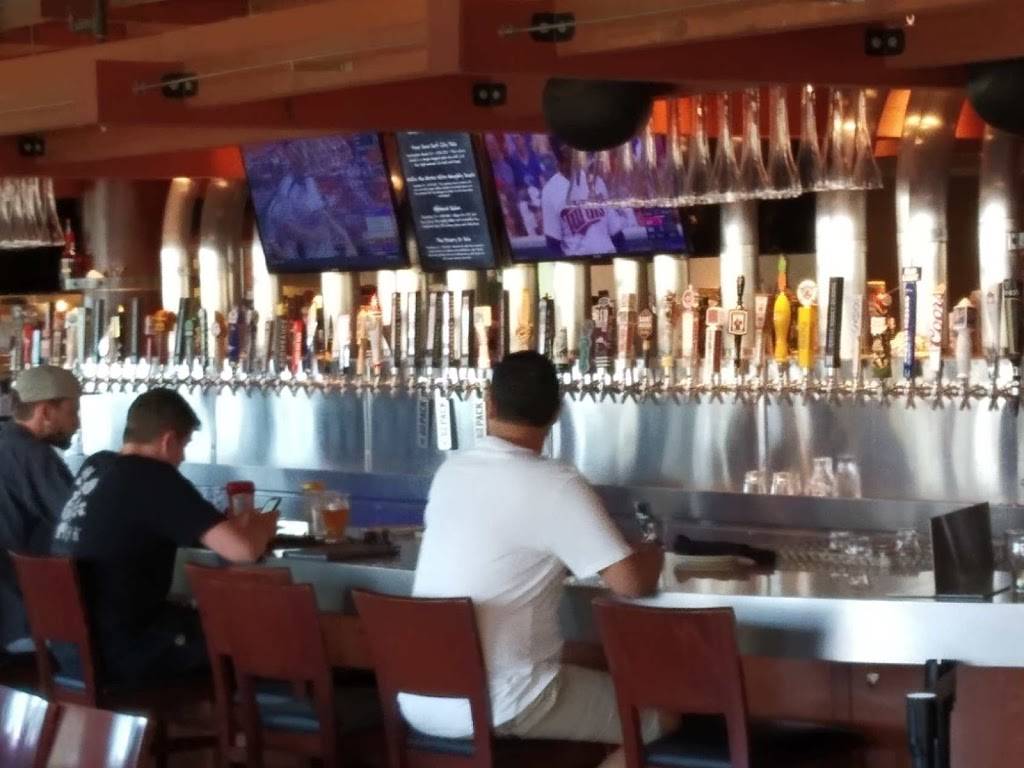 Yard House | restaurant | 1875 Newport Blvd A-219, Costa Mesa, CA 92627, USA | 9496420090 OR +1 949-642-0090