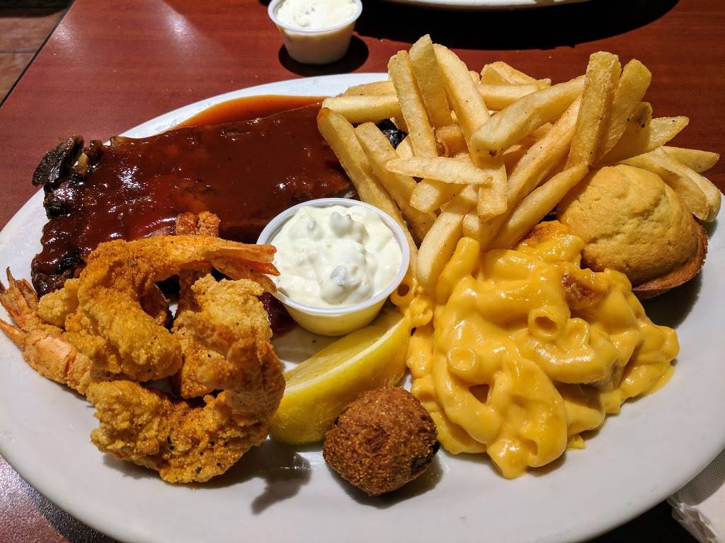 Sandra Dees | Bar-B-Que & Seafood | restaurant | 601 15th St, Sacramento, CA 95814, USA | 9164486375 OR +1 916-448-6375