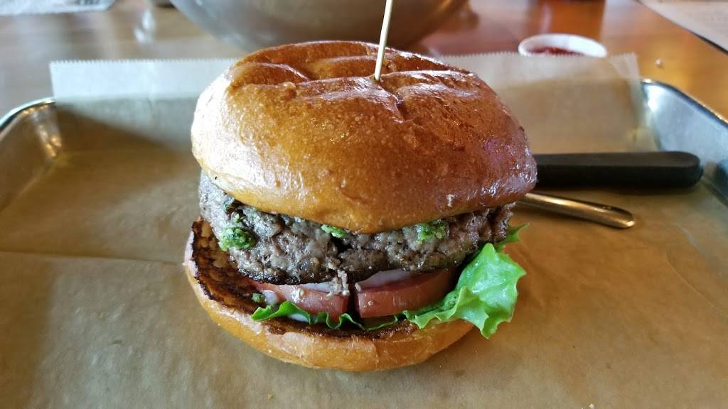 Hopdoddy Burger Bar | restaurant | 2438A W Anderson Ln, Austin, TX 78757, USA | 5124672337 OR +1 512-467-2337