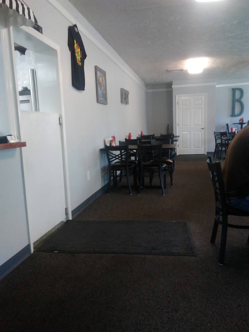 Benson Grill | restaurant | 1112 W Seaboard St, Bladenboro, NC 28320, USA | 9108633695 OR +1 910-863-3695