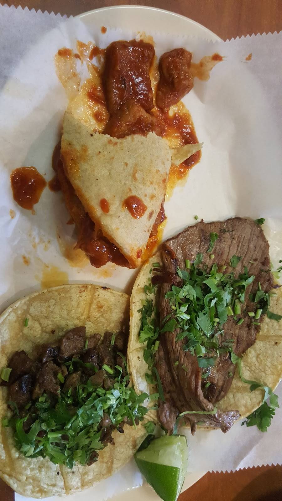 La Haciendita Taquería Restaurant | restaurant | 3322 W 47th St, Chicago, IL 60632, USA | 7735233208 OR +1 773-523-3208