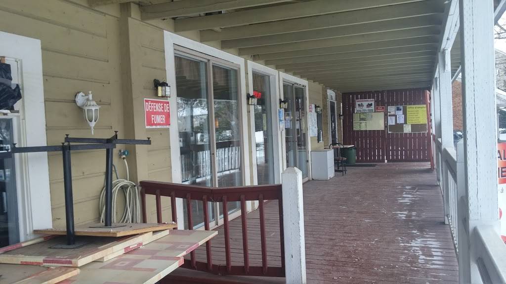 Pizza 3000 | restaurant | 201 Route du Long-Sault, Saint-André-dArgenteuil, QC J0V 1X0, Canada | 4505373000 OR +1 450-537-3000