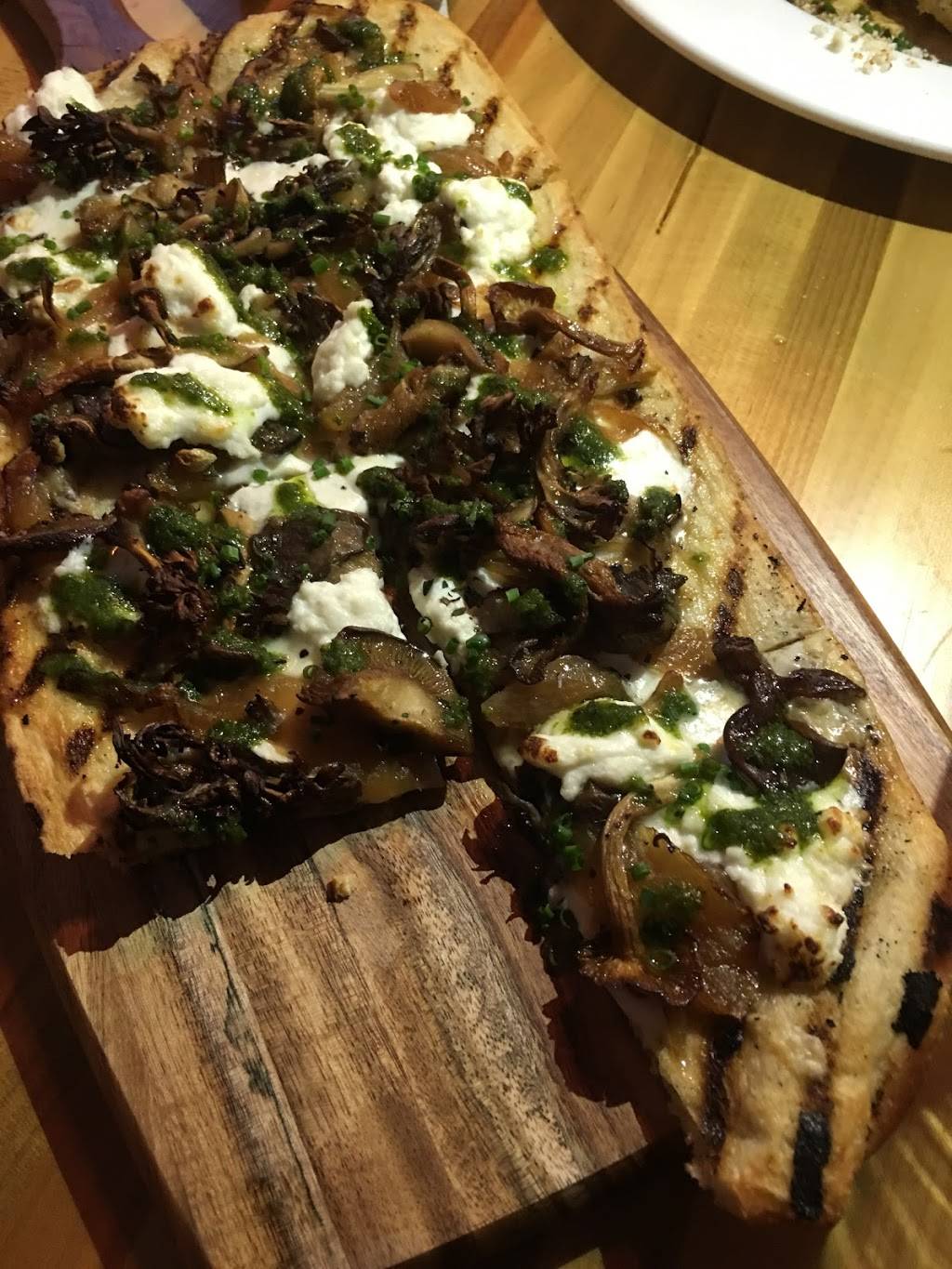 Rivers & Rhodes | restaurant | 382 Thames St, Bristol, RI 02809, USA | 4013969811 OR +1 401-396-9811