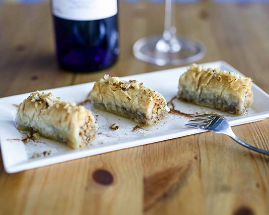 Blu Kouzina | restaurant | 34236, 25 N Boulevard of the Presidents, Sarasota, FL 34236, USA | 9413882619 OR +1 941-388-2619