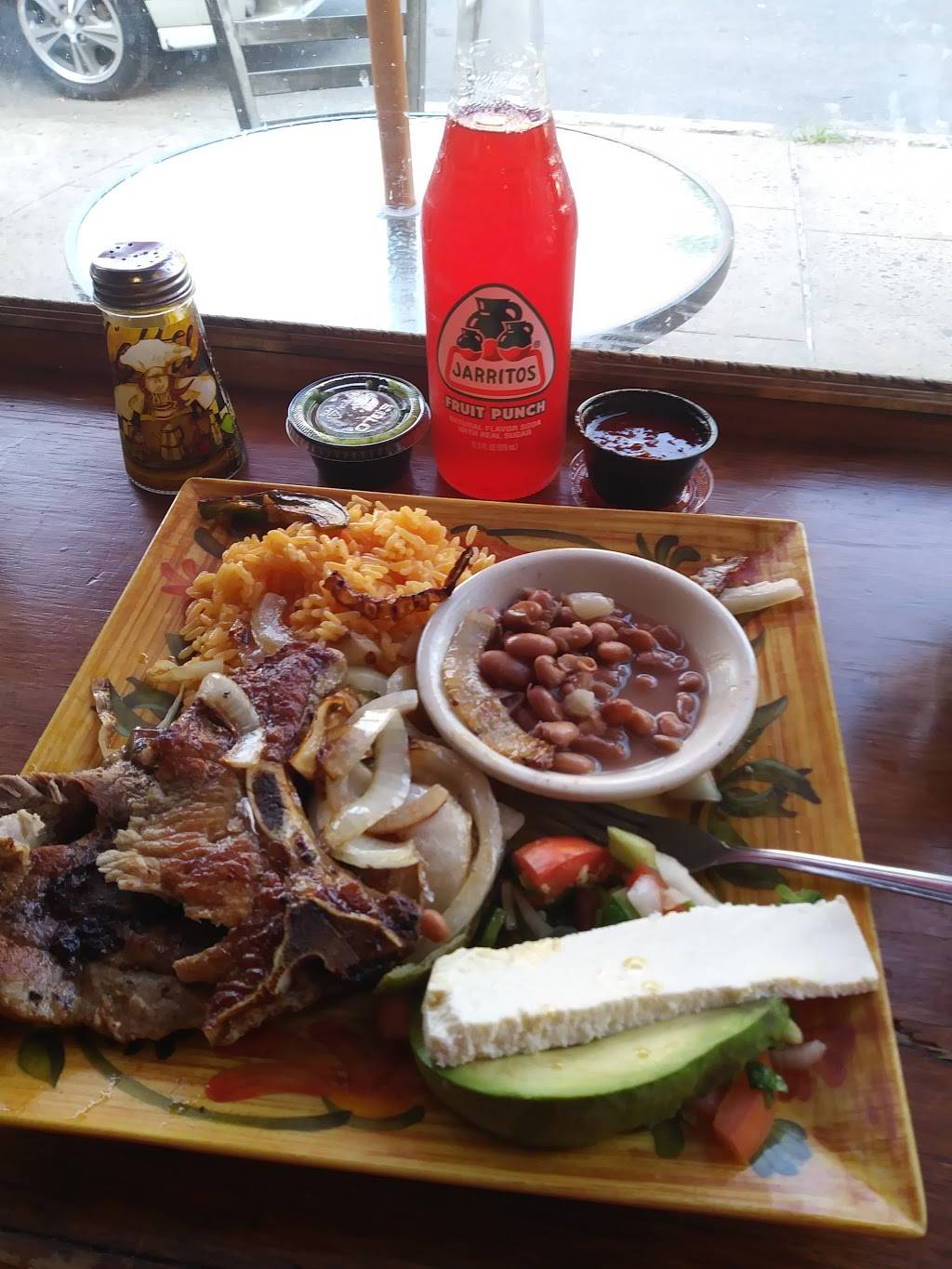 Linos Mexican Kitchen | restaurant | 222 Shrewsbury Ave, Red Bank, NJ 07701, USA | 7325309772 OR +1 732-530-9772