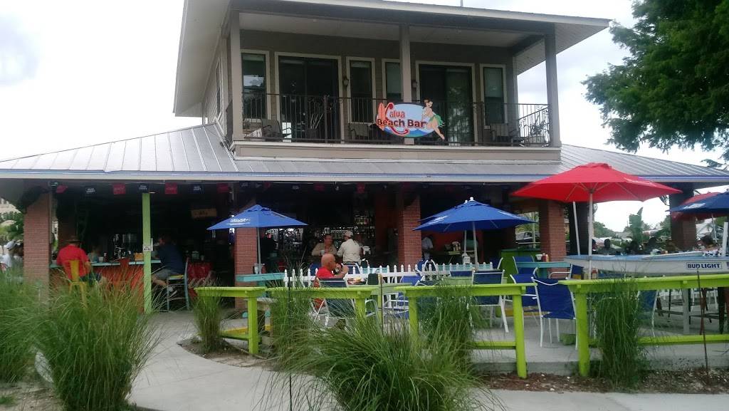 Kalua Beach Bar | restaurant | 181 S Joanna Ave, Tavares, FL 32778, USA | 3526095910 OR +1 352-609-5910