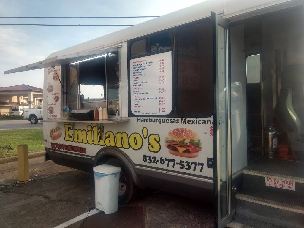 Emilianoss | restaurant | Veterans Memorial Dr, Houston, TX 77067, USA | 8326775377 OR +1 832-677-5377