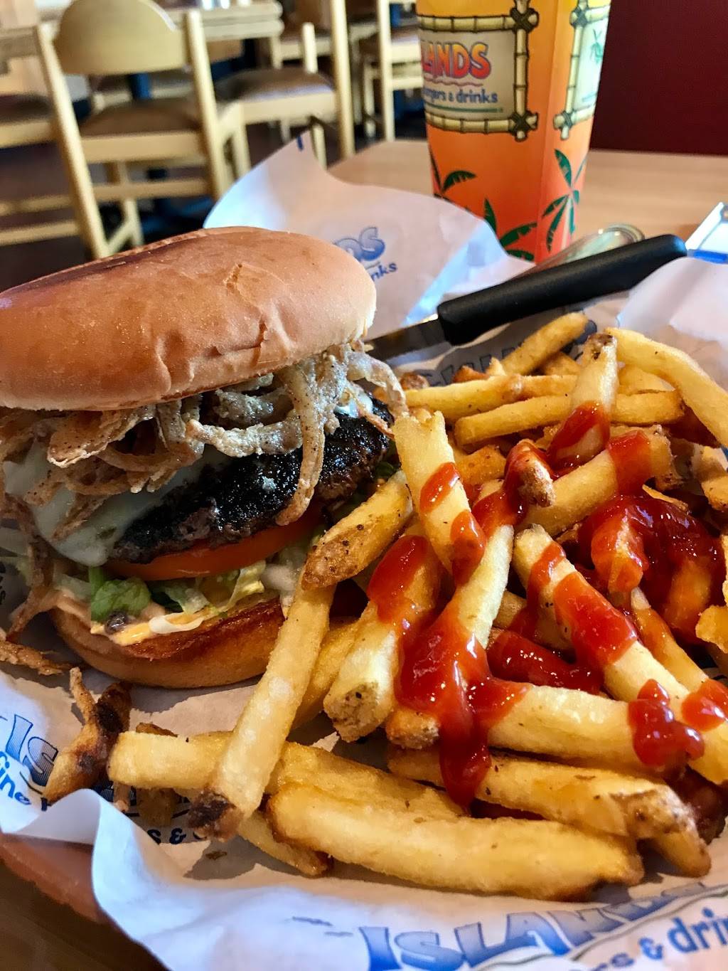 Islands Restaurant Cerritos | restaurant | 12751 Towne Center Dr, Cerritos, CA 90703, USA | 5623568905 OR +1 562-356-8905