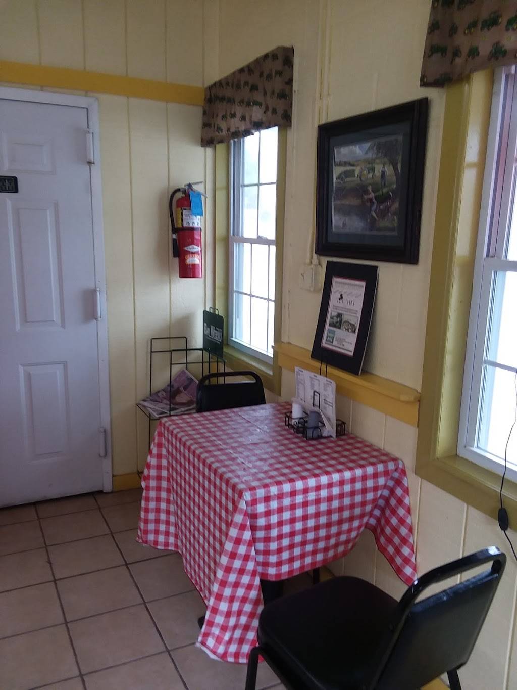 Old Town Cafe | restaurant | 3930 Old Town Rd, Huntingtown, MD 20639, USA | 4105352355 OR +1 410-535-2355