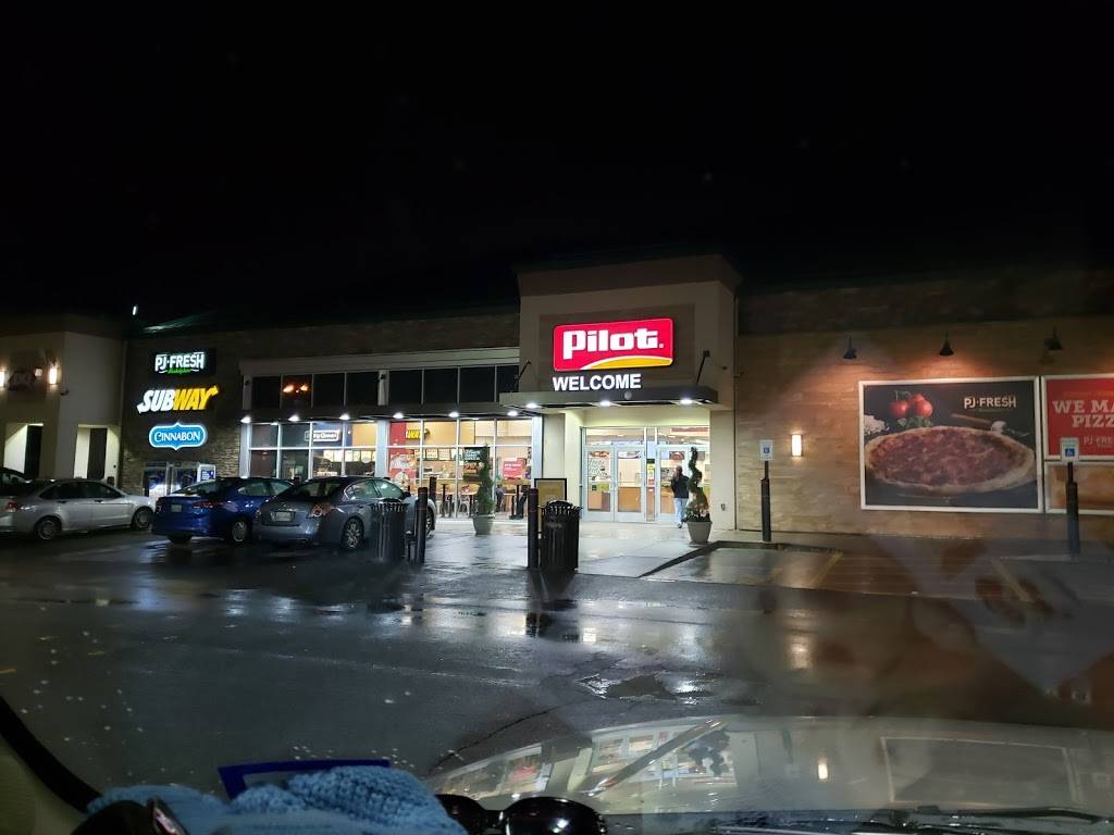 Pilot Travel Center | restaurant | 921 Murfreesboro Rd, Lebanon, TN 37090, USA | 6154538866 OR +1 615-453-8866