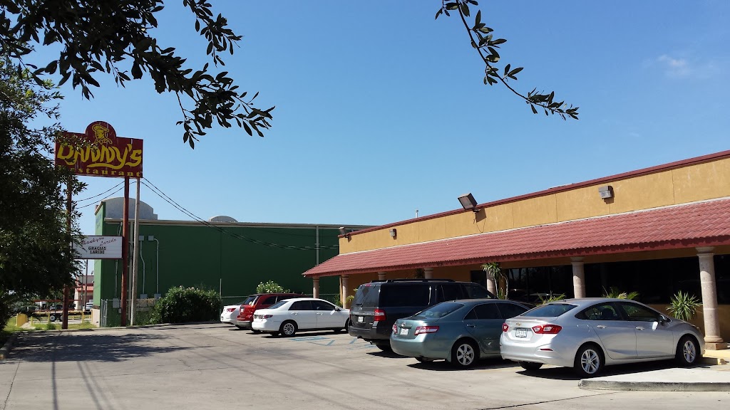 Dannys Restaurant | restaurant | 11096 Mines Rd, Laredo, TX 78045, USA | 9567122145 OR +1 956-712-2145