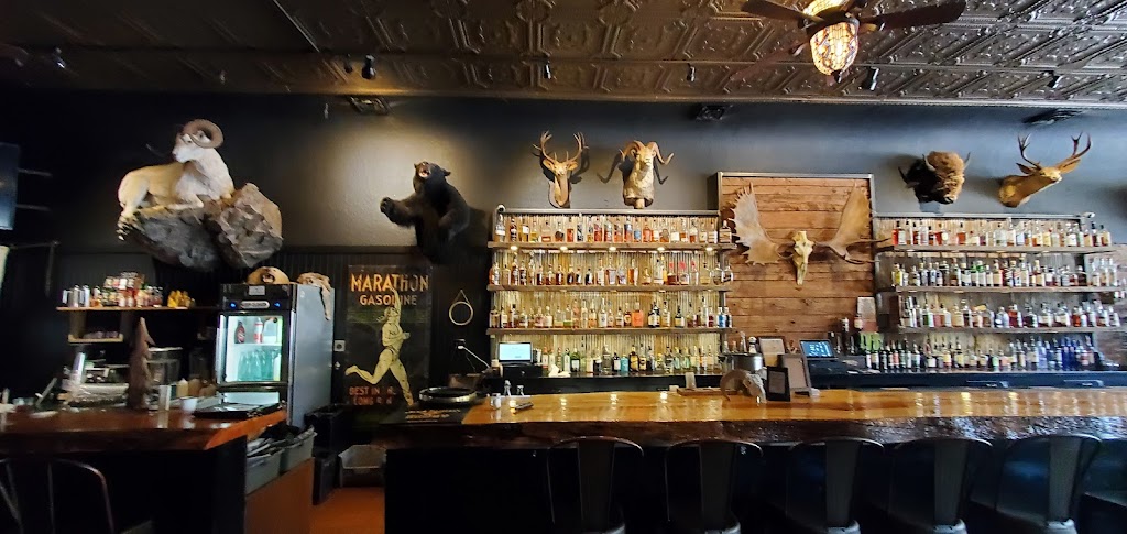 Five Marys Burgerhouse | restaurant | 11825 Main St, Fort Jones, CA 96032, USA | 5304684555 OR +1 530-468-4555