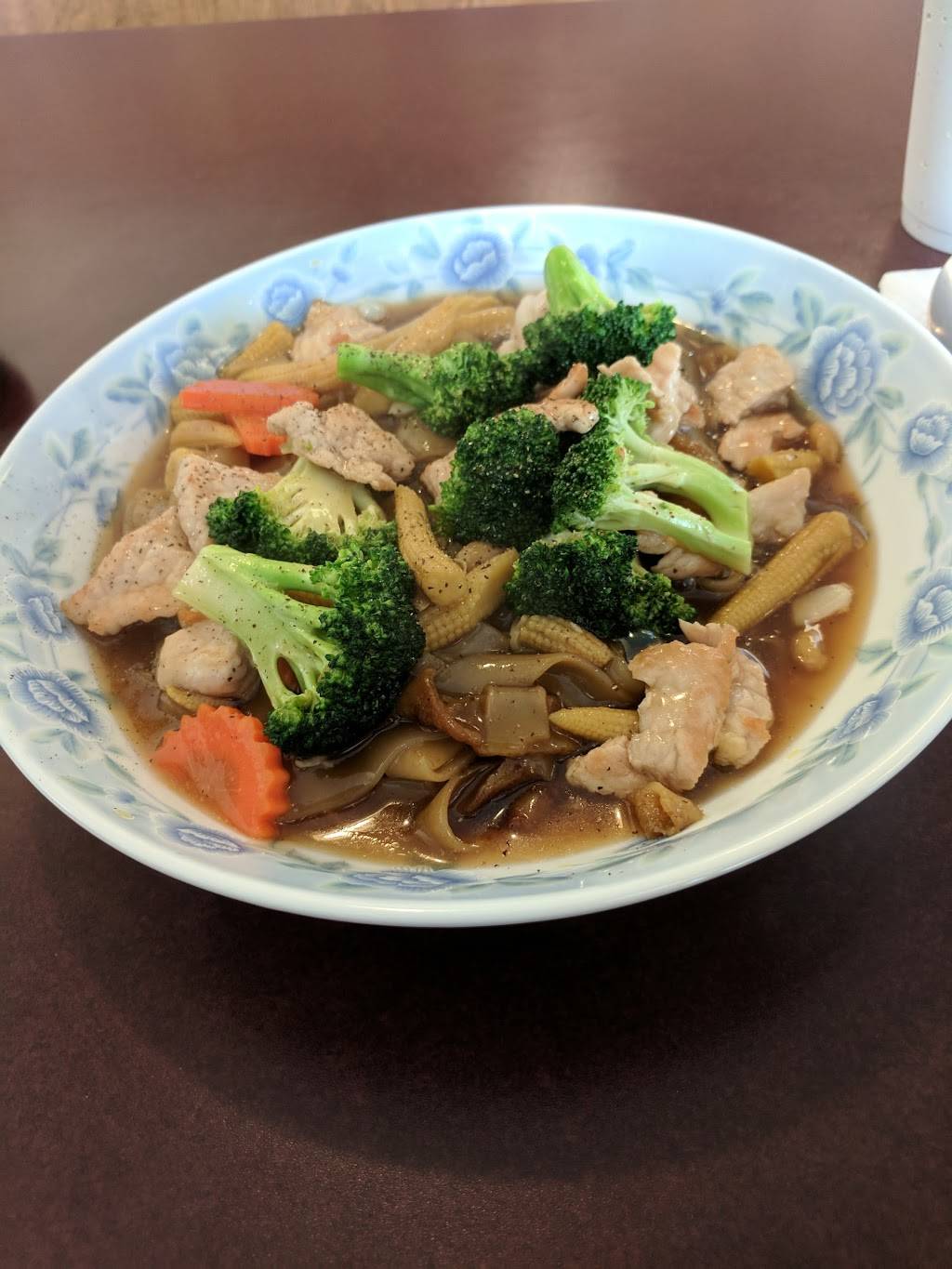 The Thai Guy Restaurant | restaurant | 6821 Space Village Ave, Colorado Springs, CO 80915, USA | 7195738054 OR +1 719-573-8054