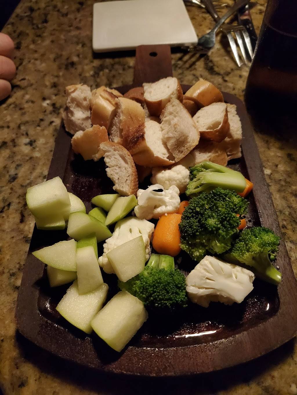 The Melting Pot | restaurant | 475 Haywood Rd #5, Greenville, SC 29607, USA | 8642975035 OR +1 864-297-5035