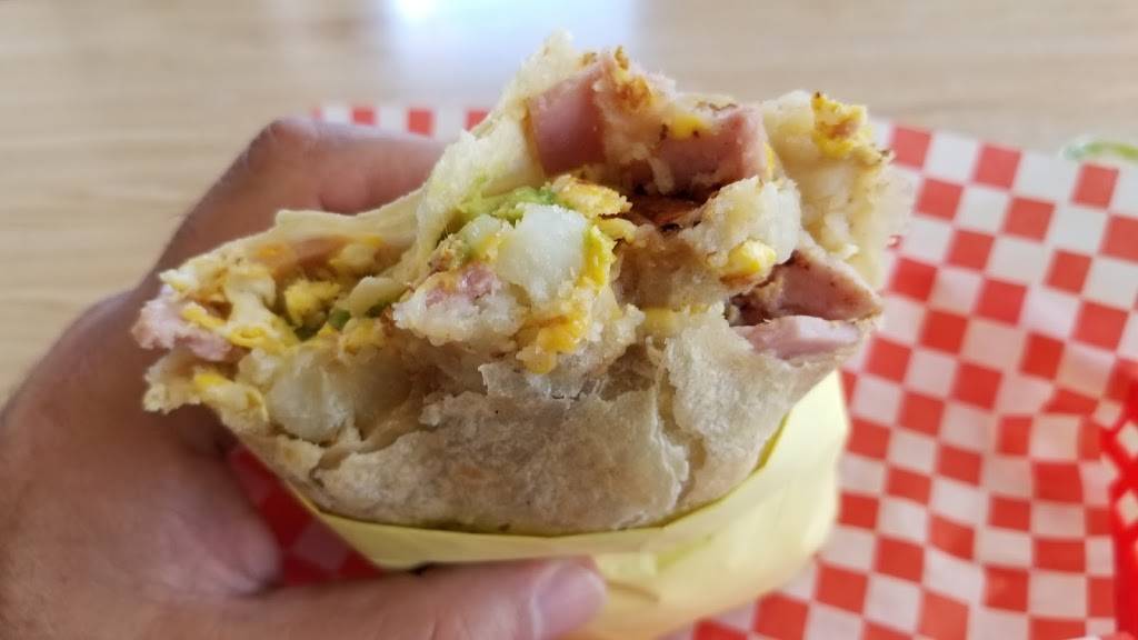 Norms Hamburger | restaurant | 1201 W Magnolia Blvd, Burbank, CA 91506, USA | 8189535050 OR +1 818-953-5050