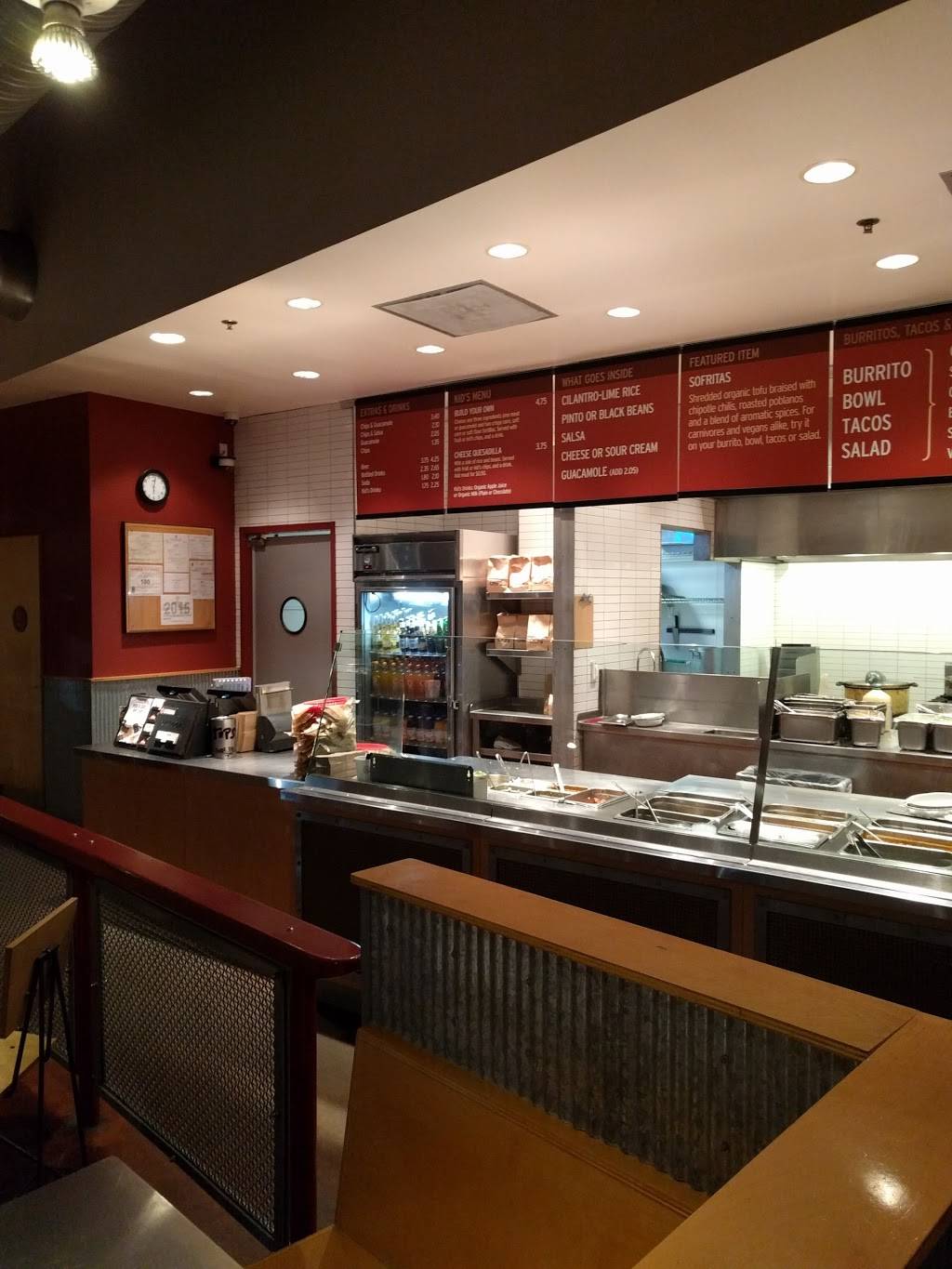 Chipotle Mexican Grill | restaurant | 14416 Chantilly Crossing Ln, Chantilly, VA 20151, USA | 7039610688 OR +1 703-961-0688