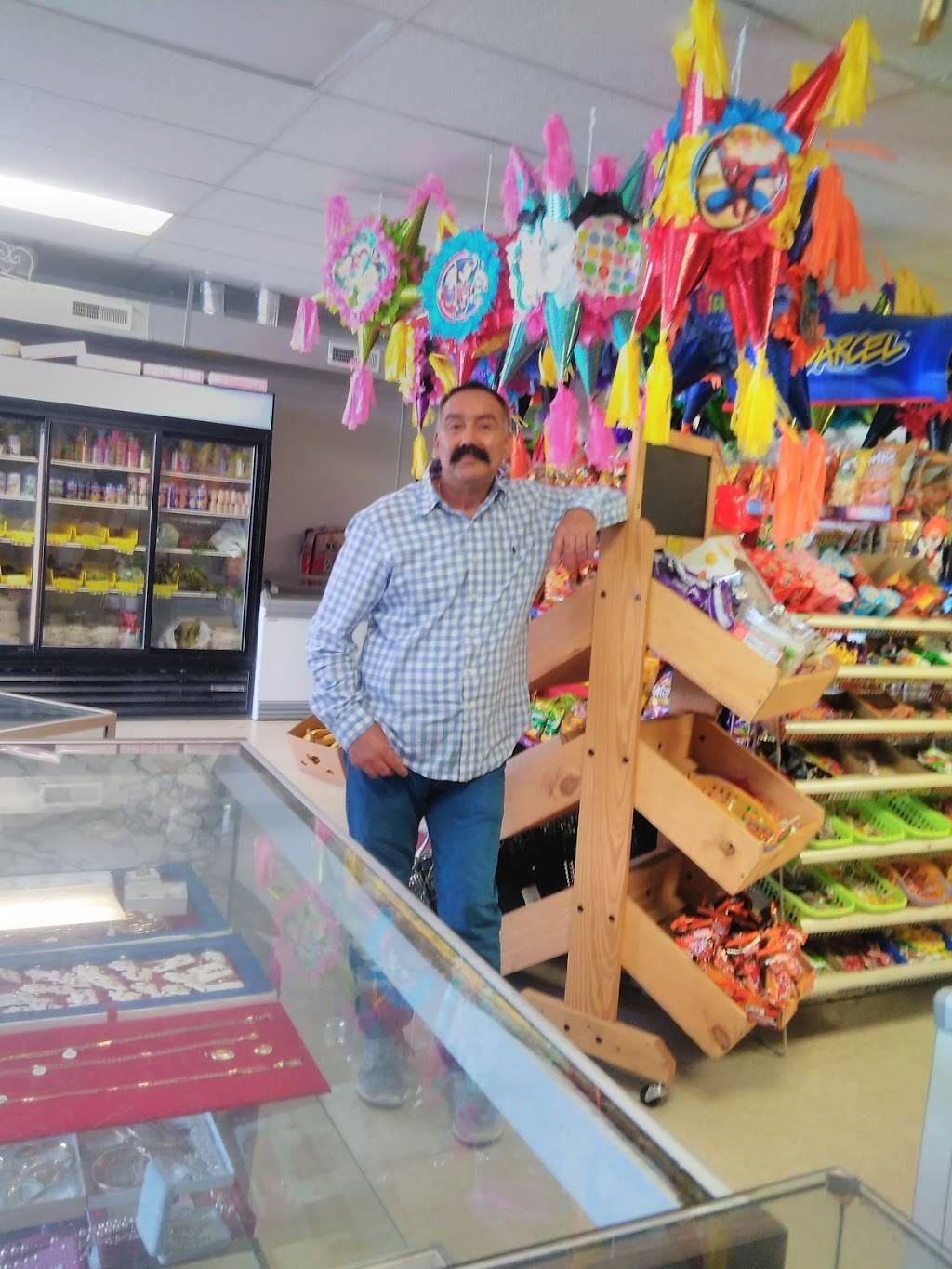 Mexico Lindo | restaurant | 530 W 2nd St, Ottumwa, IA 52501, USA | 6416834456 OR +1 641-683-4456