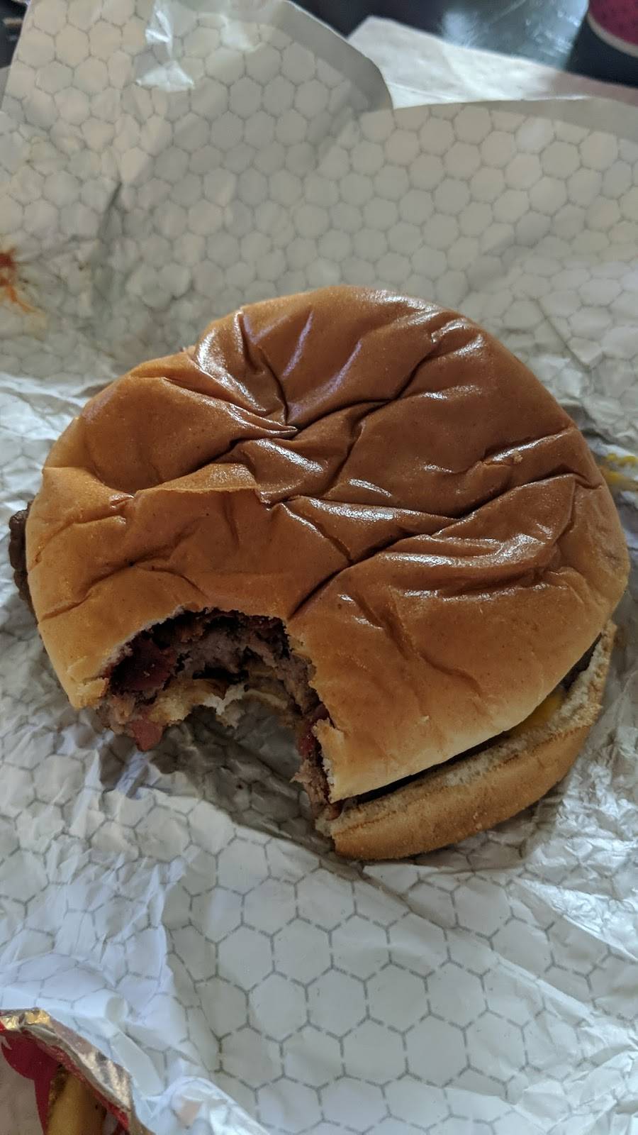 Wendys | restaurant | 14015 Lorain Ave, Cleveland, OH 44111, USA | 2162521990 OR +1 216-252-1990