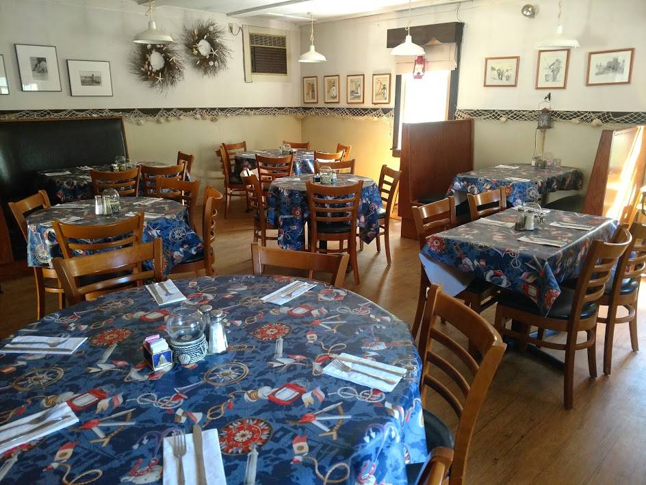 Castaways | restaurant | 986 MA-28, South Harwich, MA 02661, USA | 5084328508 OR +1 508-432-8508