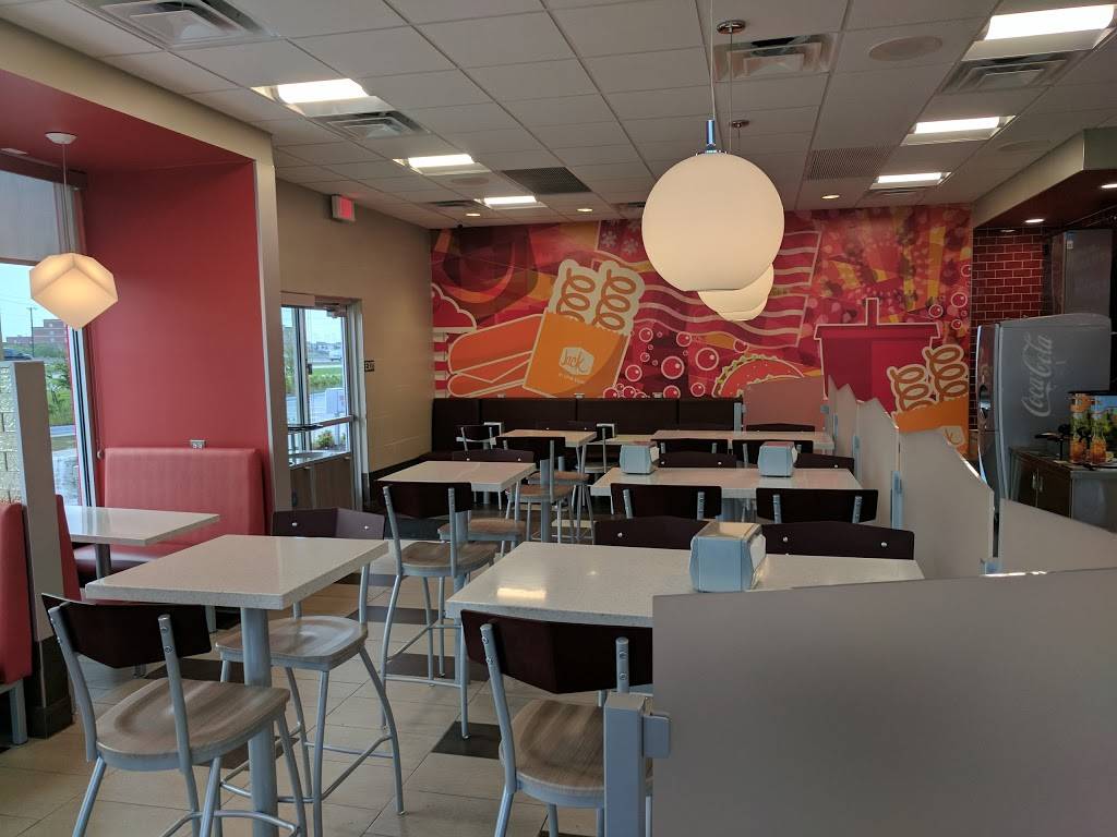 Jack in the Box | restaurant | 9133 North Freeway, Service Rd E, Fort Worth, TX 76177, USA | 8173063630 OR +1 817-306-3630