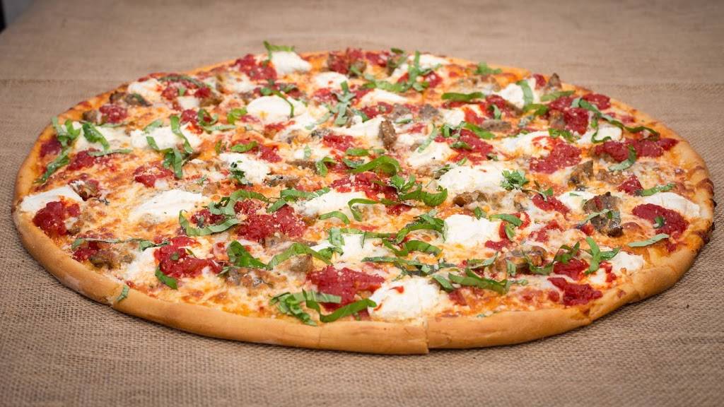 Italianos Pizza | restaurant | 610 N Main St suite b, Blacksburg, VA 24060, USA | 5409615000 OR +1 540-961-5000