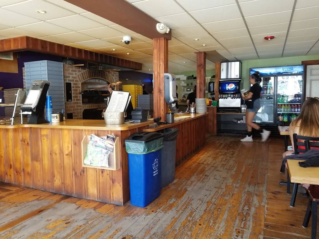 Woodys Brick Oven Pizza | restaurant | 11 Railroad Ave, York, ME 03909, USA | 2073630060 OR +1 207-363-0060