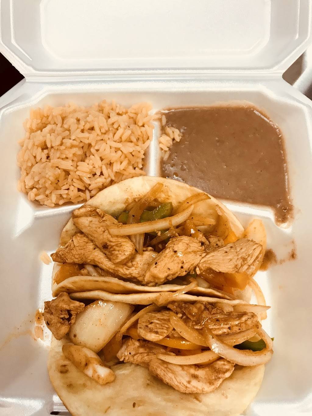 Sonias Diner | restaurant | 209B Henslee Dr, Dickson, TN 37055, USA | 6153757357 OR +1 615-375-7357